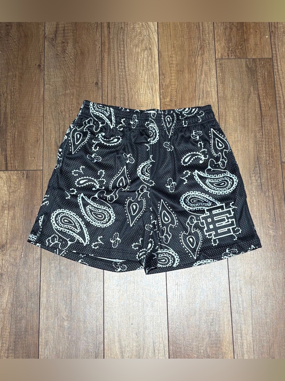 Eric Emanuel EE Black Paisley Bandana Athletic Mesh Shorts Brand New